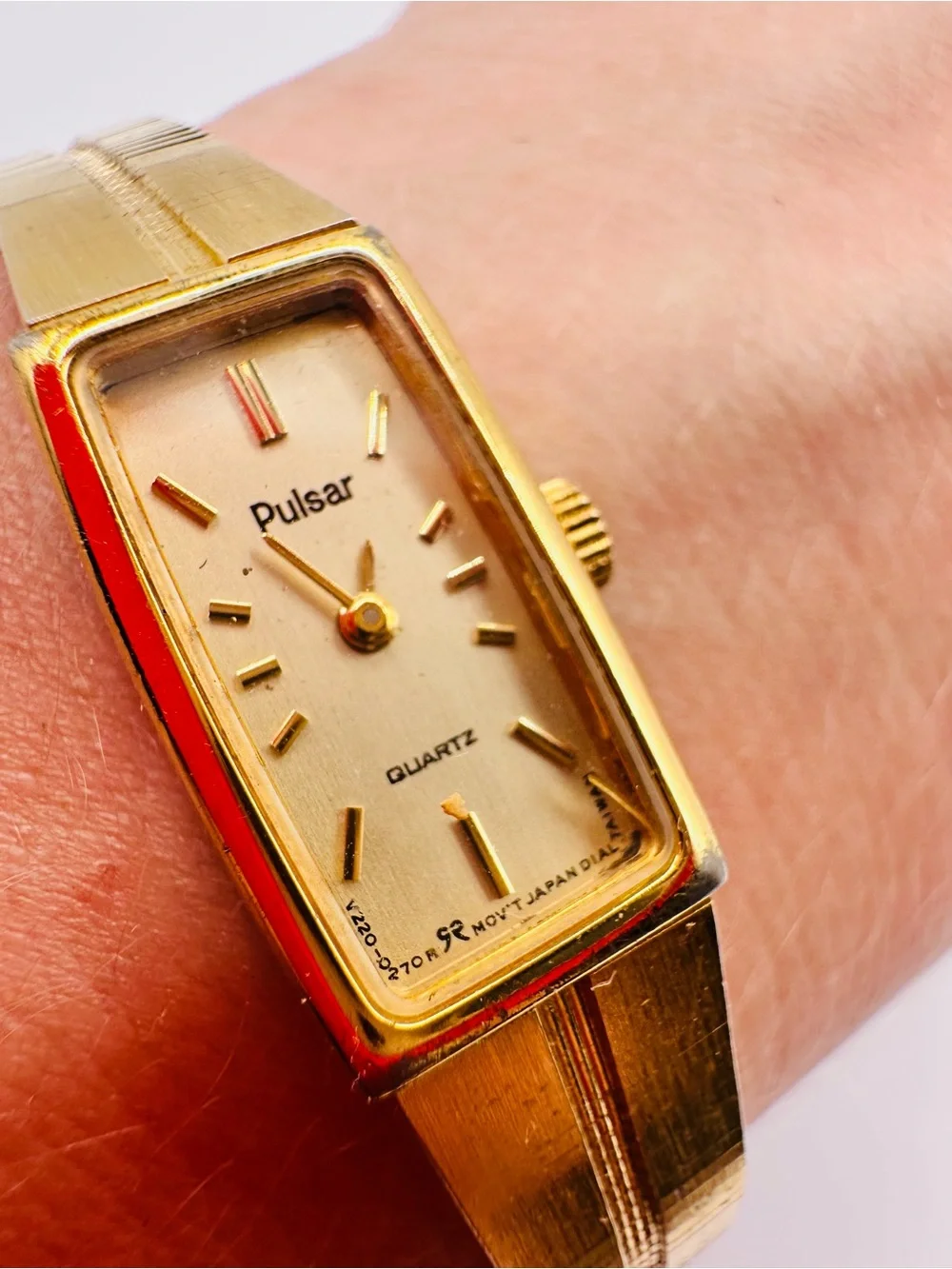 Pulsar Vintage Gold Tank Watch V220-5160 New Battery